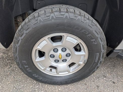 Used 2012 Chevrolet Suburban LT w/ Luxury Package image 20