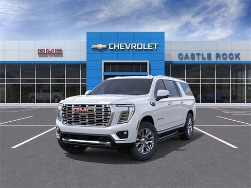 New 2026 GMC Yukon XL Denali w/ Sun & Power Step Package image 8