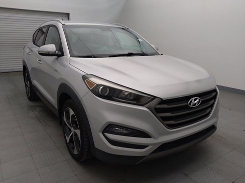 Used 2016 Hyundai Tucson Sport image 13