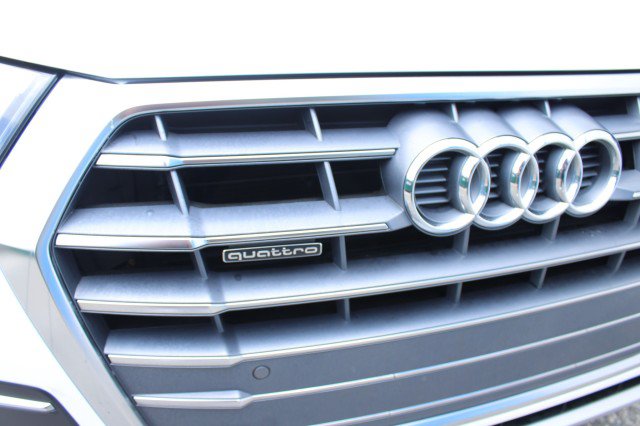Used 2019 Audi Q5 2.0T Premium Plus w/ Premium Plus Package AWD/4WD image 7