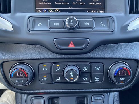 Used 2018 GMC Terrain SLE w/ Driver Convenience Package FWD image 30