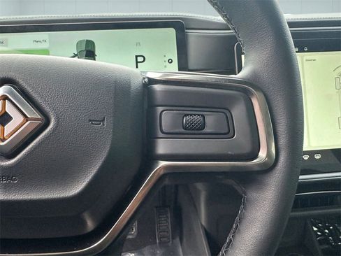Used 2025 Rivian R1T Adventure image 21