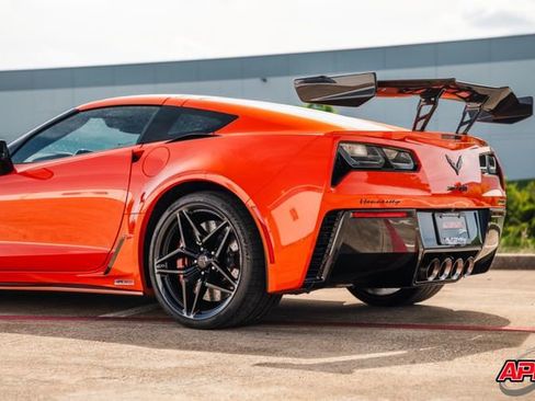 Used 2019 Chevrolet Corvette ZR1 RWD image 68
