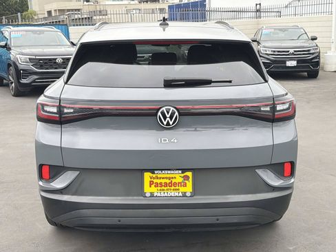 Certified 2023 Volkswagen ID.4 Pro RWD image 4