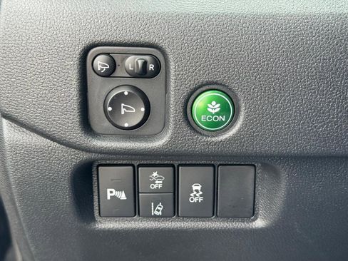 Used 2020 Honda Pilot Elite image 25