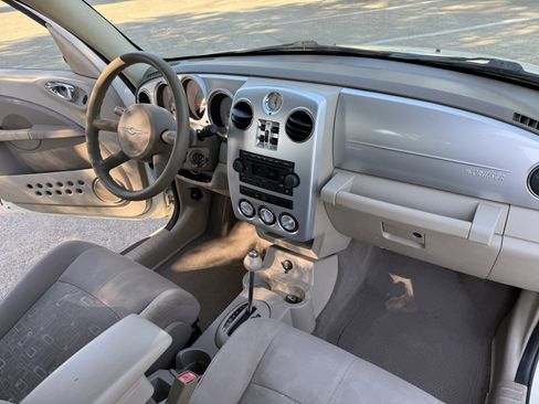 Used 2006 Chrysler PT Cruiser Touring image 13