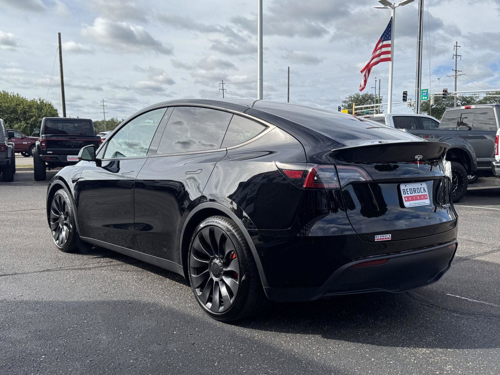 Used 2022 Tesla Model Y Performance AWD/4WD image 5