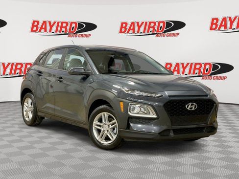 Used 2021 Hyundai Kona SE image 1