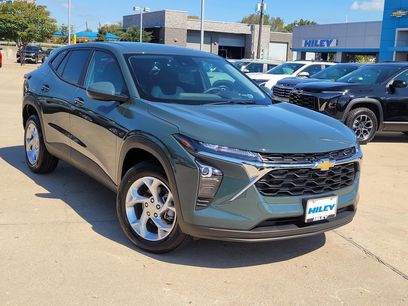 New 2025 Chevrolet Trax LS w/ LS Convenience Package