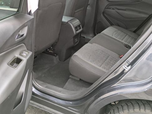 Used 2023 Chevrolet Equinox LT w/ Driver Convenience Package image 20