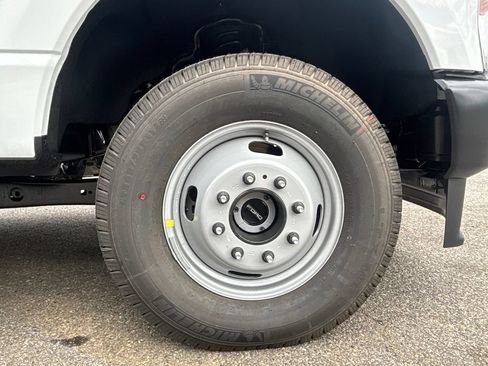 New 2026 Ford F350 XL AWD/4WD image 10