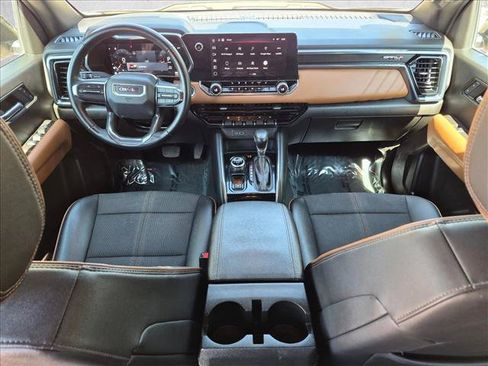 Used 2024 GMC Canyon AT4 w/ Technology Package AWD/4WD image 17