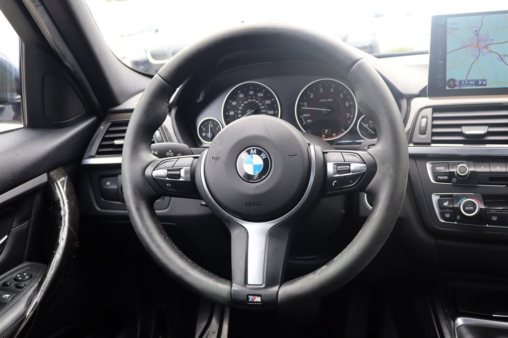 Used 2015 BMW 328i xDrive Sedan AWD/4WD image 14