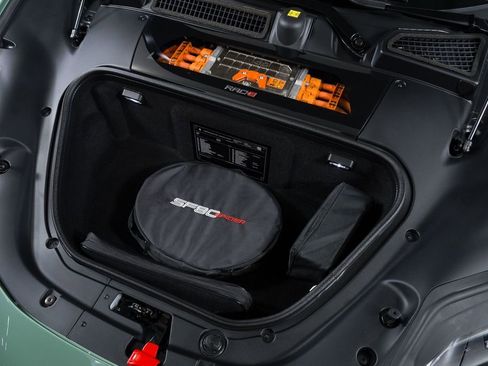 Used 2025 Ferrari SF90 Spider image 10