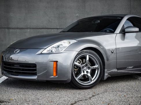 Used 2008 Nissan 350Z Enthusiast w/ Cargo Convenience Pkg image 33