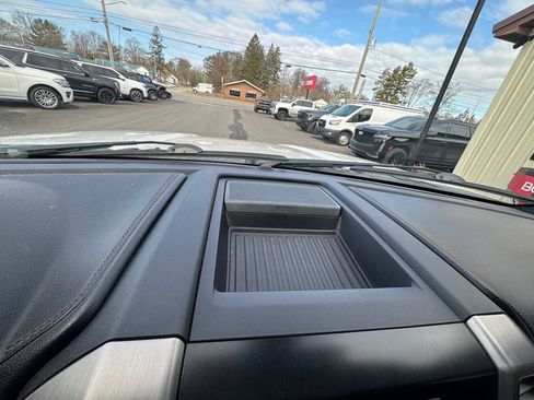 Used 2016 Ford F150 Platinum w/ Technology Package image 18