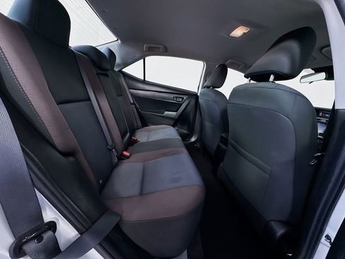 Used 2017 Toyota Corolla LE image 29