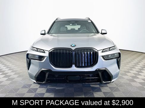 New 2026 BMW X7 xDrive40i w/ M Sport Package AWD/4WD image 3
