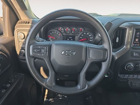 Used 2024 Chevrolet Silverado 1500 Custom Trail Boss w/ Turbomax Blackout Package image 12