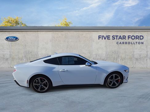 Certified 2024 Ford Mustang Coupe image 10