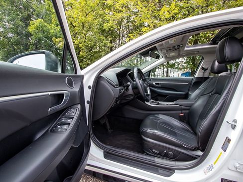 Used 2022 Hyundai Sonata SEL w/ Convenience Package image 8