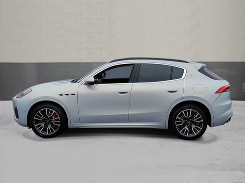 Used 2023 Maserati Grecale GT AWD/4WD image 3
