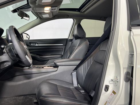 Used 2023 Nissan Altima 2.0 SR image 21