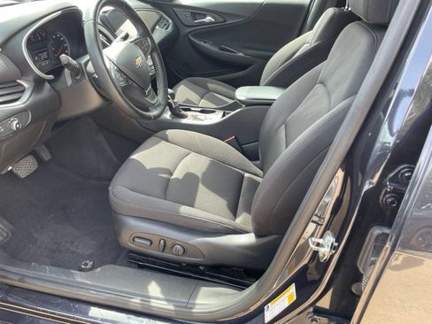 Used 2023 Chevrolet Malibu RS FWD image 9