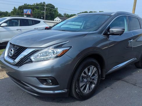 Used 2015 Nissan Murano SL w/ SL Technology Package FWD image 3