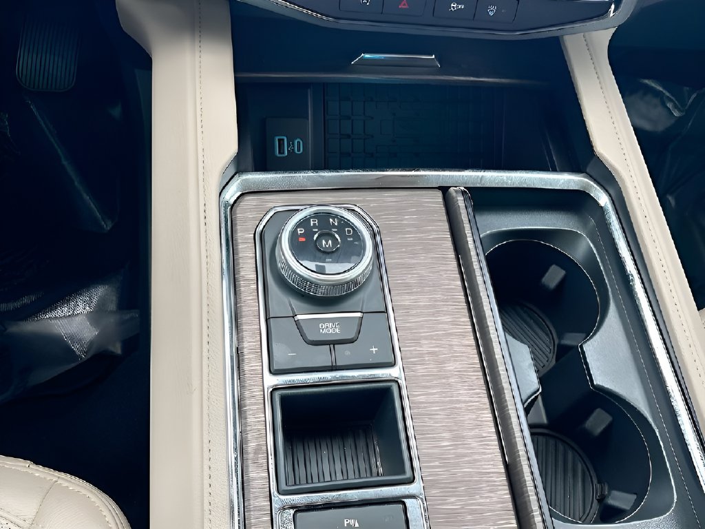 Used 2024 Ford Expedition Limited RWD image 17