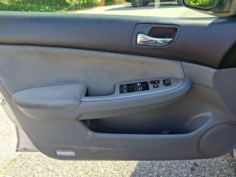 Used 2007 Honda Accord EX image 12