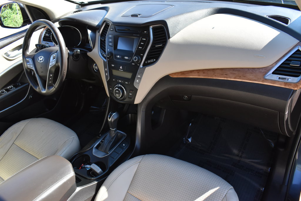 Used 2014 Hyundai Santa Fe Limited AWD/4WD image 16