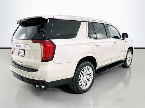 Used 2021 GMC Yukon Denali w/ LPO, Illumination Package image 7