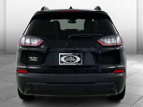 Used 2023 Jeep Cherokee Altitude Lux image 6