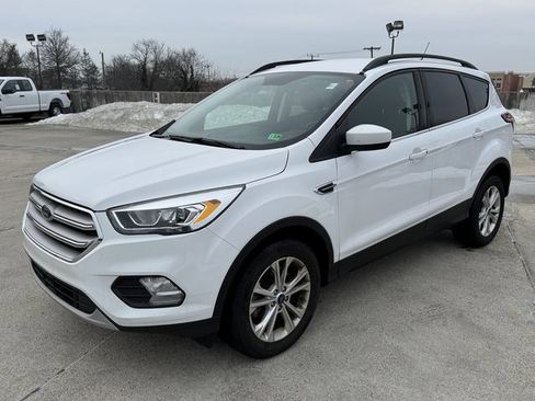 Used 2018 Ford Escape SEL image 5