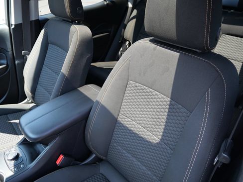 Used 2019 GMC Terrain SLE w/ Driver Convenience Package AWD/4WD image 11