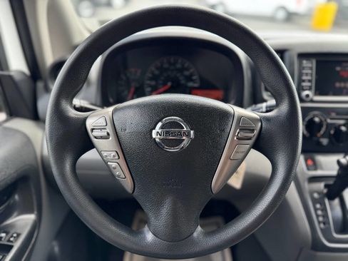 Used 2021 Nissan NV200 SV w/ Back Door Glass Package image 16