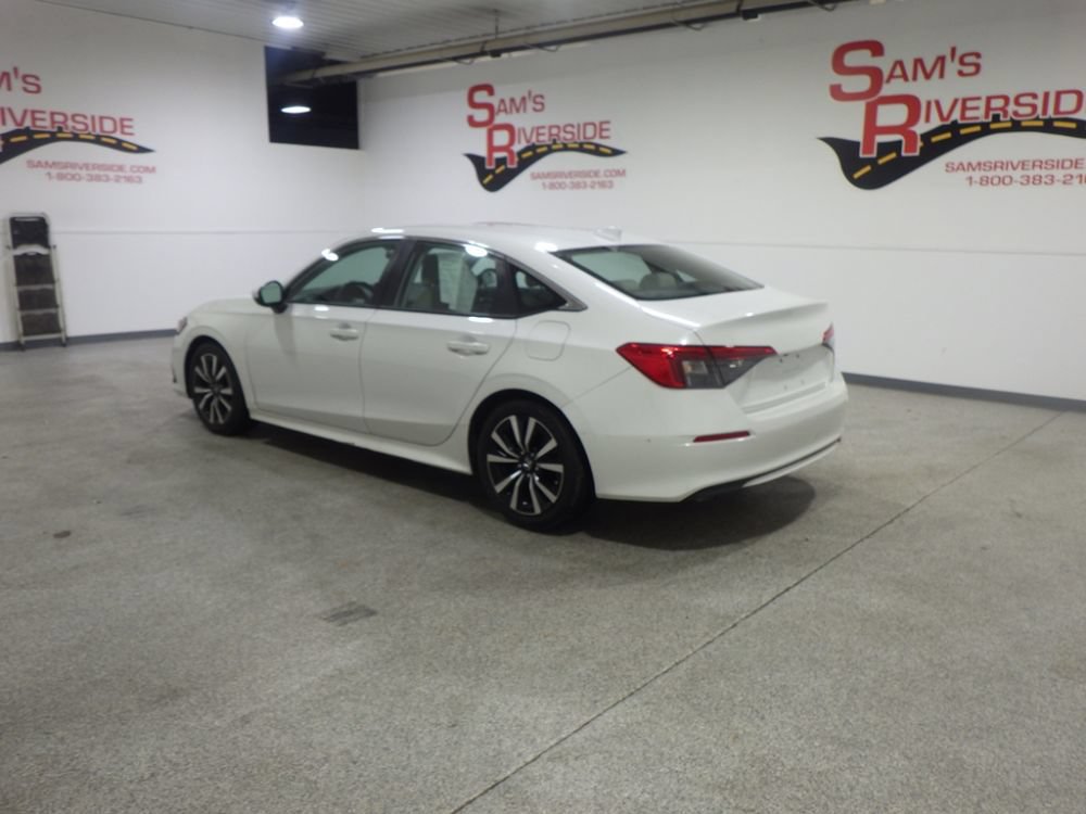 Used 2022 Honda Civic EX image 2