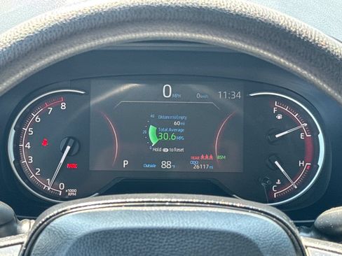 Used 2025 Toyota RAV4 XLE AWD/4WD image 17