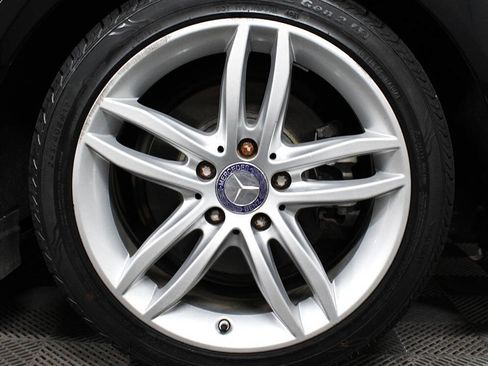 Used 2012 Mercedes-Benz C 250 Sedan w/ Premium 1 Pkg image 28