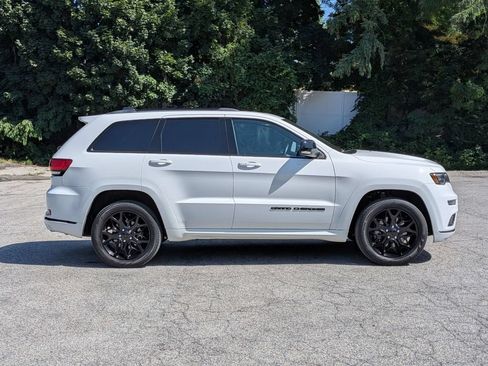 Used 2021 Jeep Grand Cherokee Limited X AWD/4WD image 2