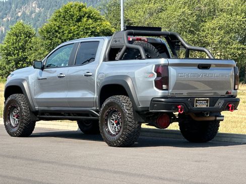 Used 2024 Chevrolet Colorado ZR2 w/ ZR2 Bison Edition AWD/4WD image 5
