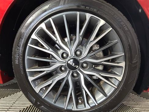 Used 2024 Kia Forte GT-Line w/ GT-Line Premium Package image 40