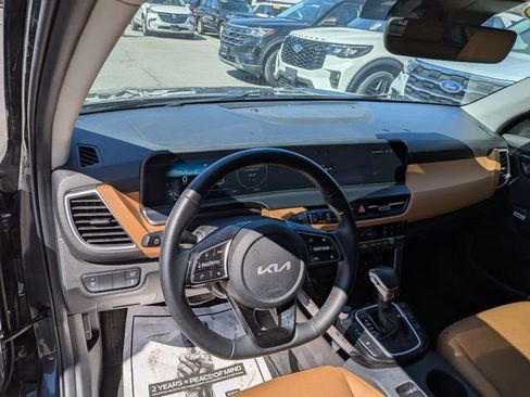 Used 2024 Kia Seltos SX w/ SX Sunroof Package AWD/4WD image 7