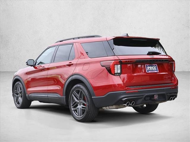 Used 2025 Ford Explorer ST AWD/4WD image 7