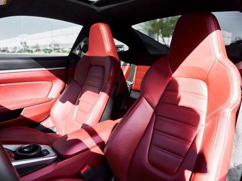 Used 2021 Porsche 911 Turbo S image 40