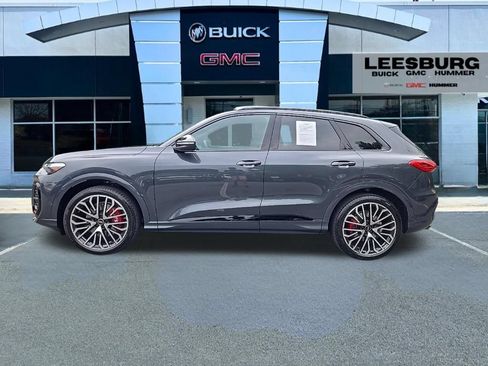 Used 2025 Audi SQ5 Premium Plus w/ Premium Plus Package AWD/4WD image 4