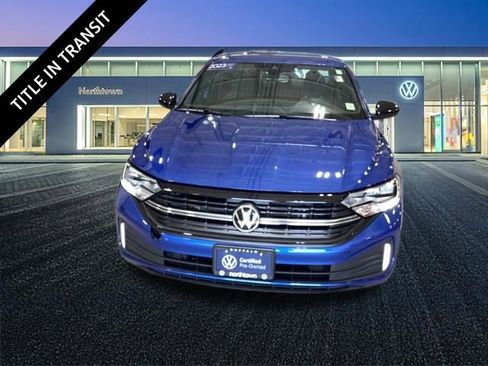 Used 2023 Volkswagen Jetta Sport FWD image 5