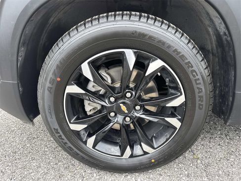 Used 2023 Chevrolet TrailBlazer LT w/ Convenience Package image 17
