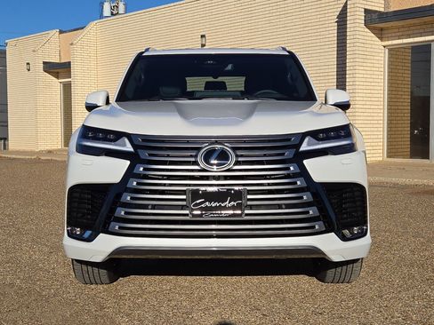 New 2026 Lexus LX 600 4WD w/ Luxury Package image 10